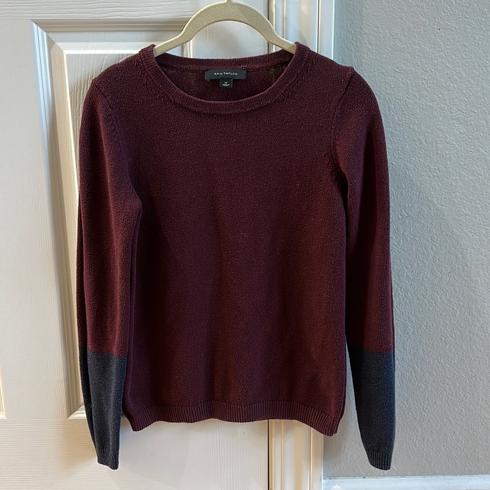 Ann Taylor long sleeve top XS